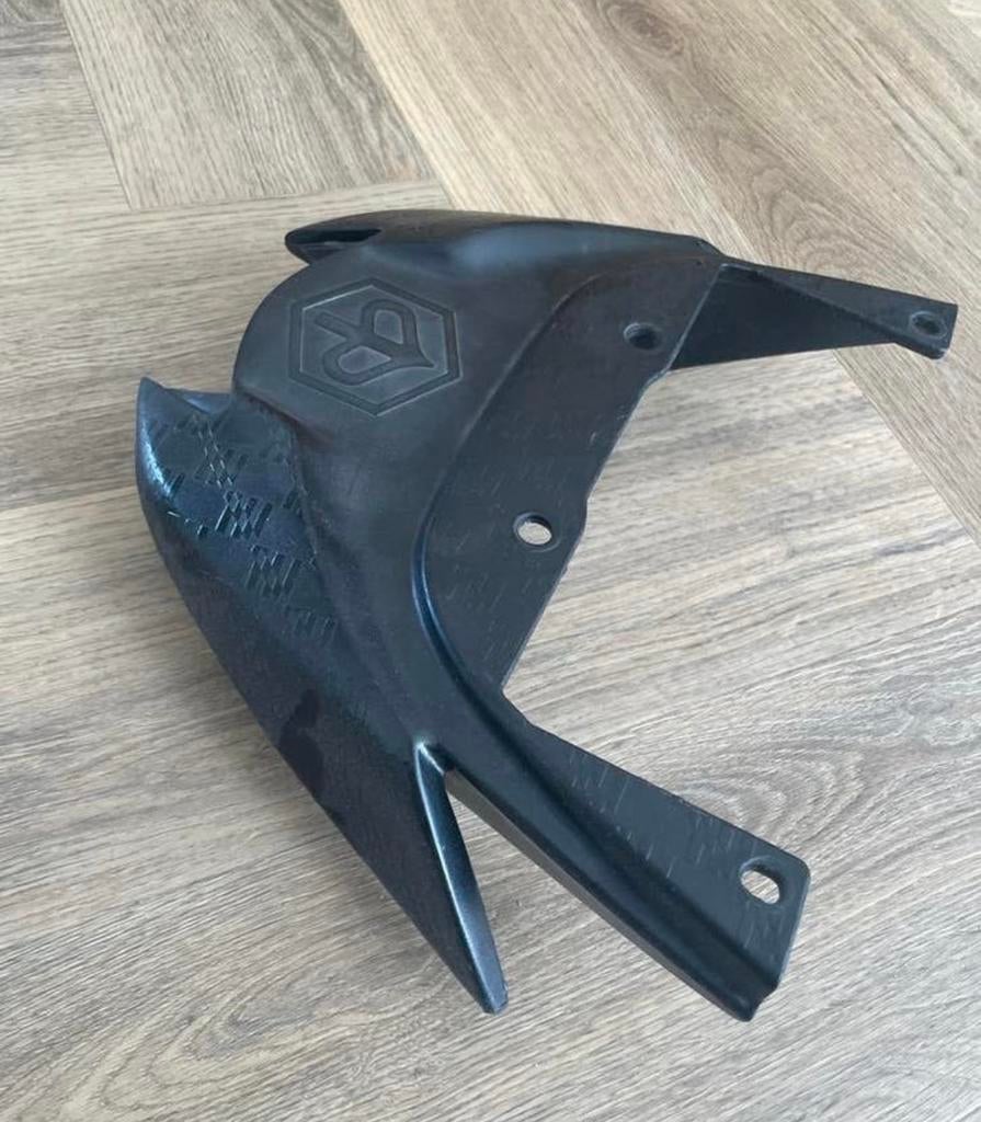 Zip spoiler & zip LED remlicht/achterlicht, Ophalen of Verzenden, Gebruikt, Kap, Piaggio