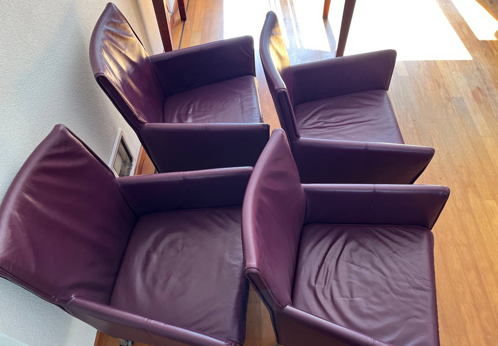 6 stuks Nette leren eetkamerstoelen op wieltjes, Huis en Inrichting, Ophalen, Gebruikt, Modern, Vijf, Zes of meer stoelen