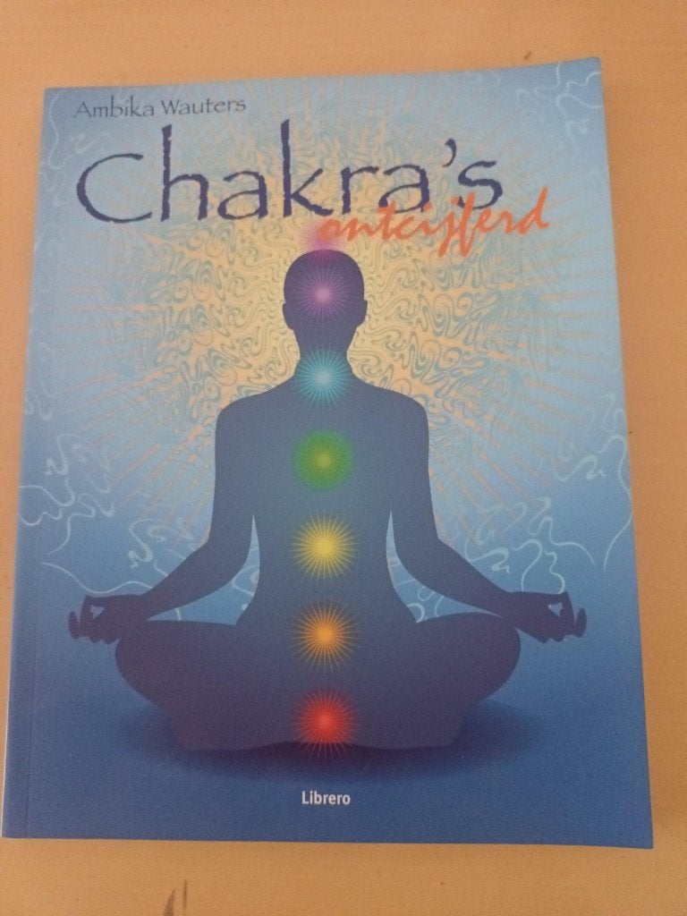 chakra's ontcijferd, Boeken, Ophalen of Verzenden, Zo goed als nieuw, Ambika wauters