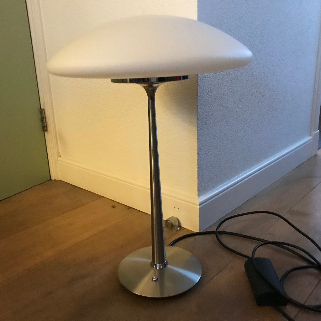 B+M B + M Leuchten Tafellamp lamp design melkglas mushroom, Huis en Inrichting, Lampen | Vloerlampen, Ophalen, Zo goed als nieuw