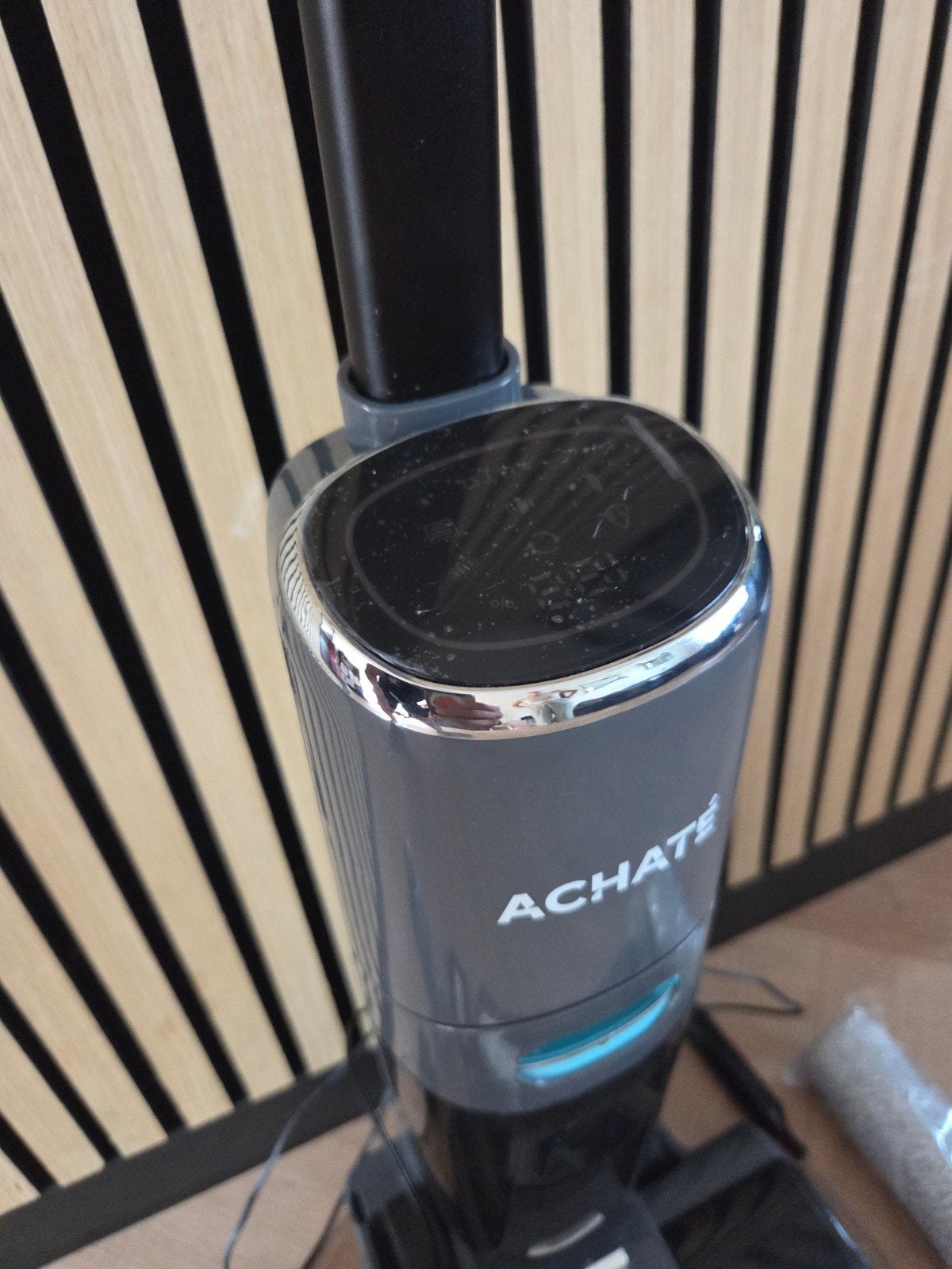 Foto 2 van ACHATÉ Steelstofzuiger met dweilfunctie bon aanwezig