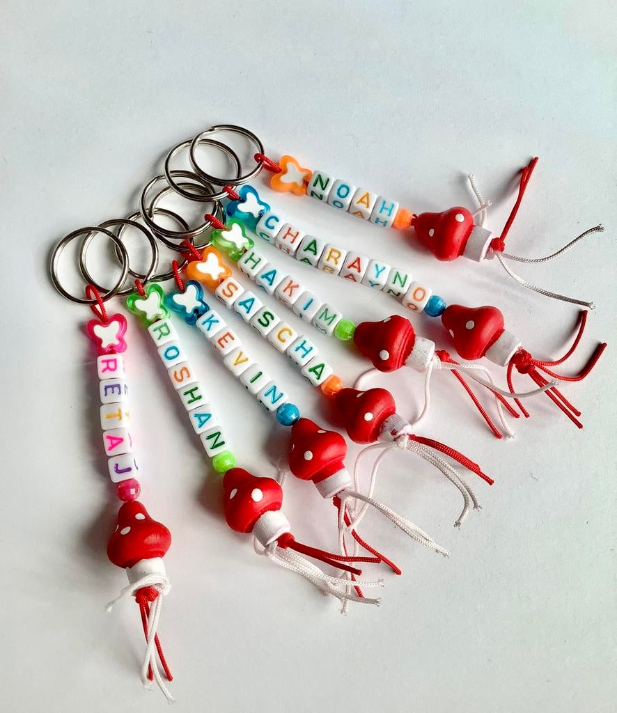 Paddenstoel naamhangers voor aan tas of sleutelhanger, Ophalen of Verzenden, Nieuw, Feestartikel, Verjaardag