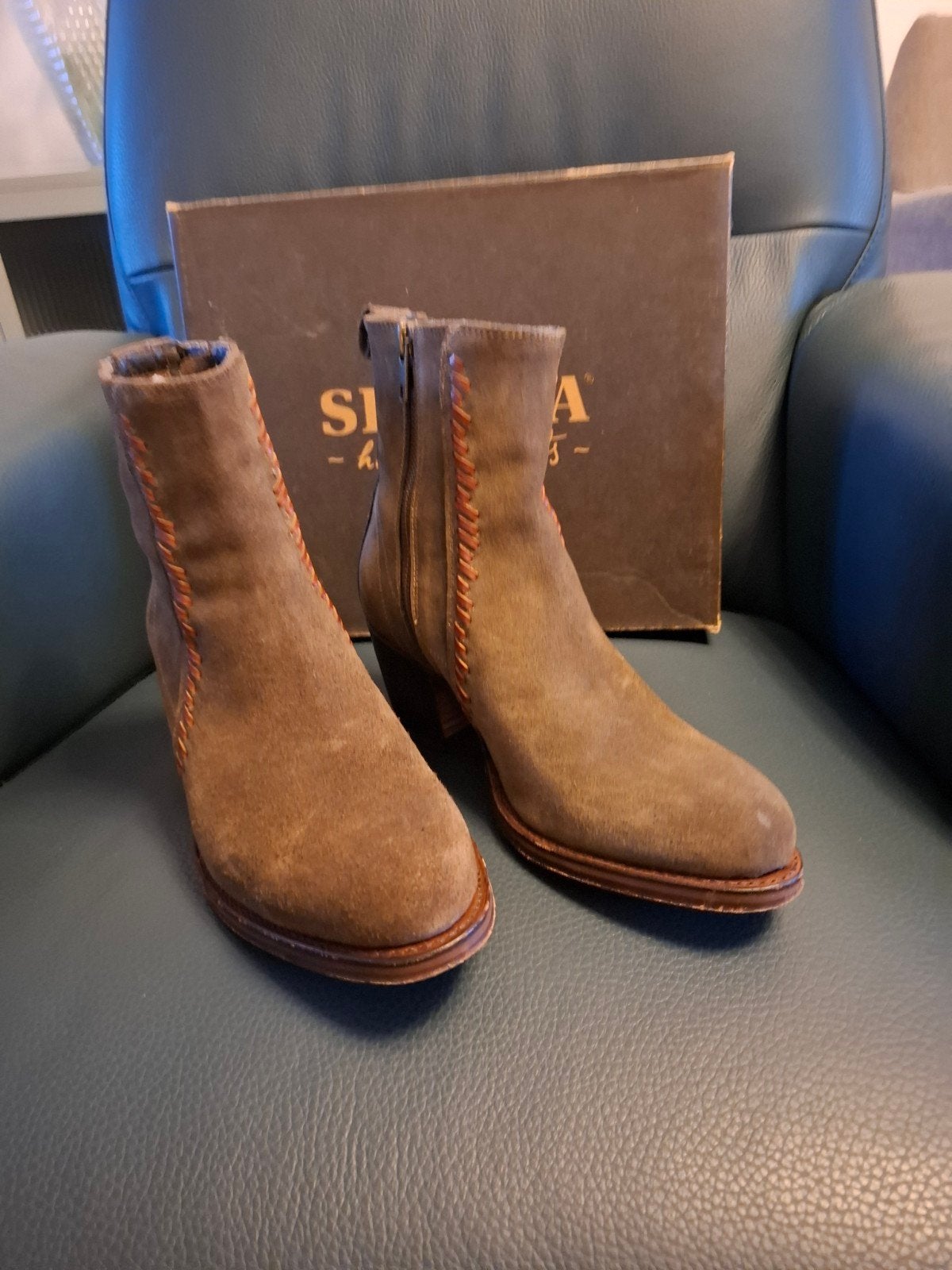 Sendra suede enkellaarzen, Ophalen of Verzenden
