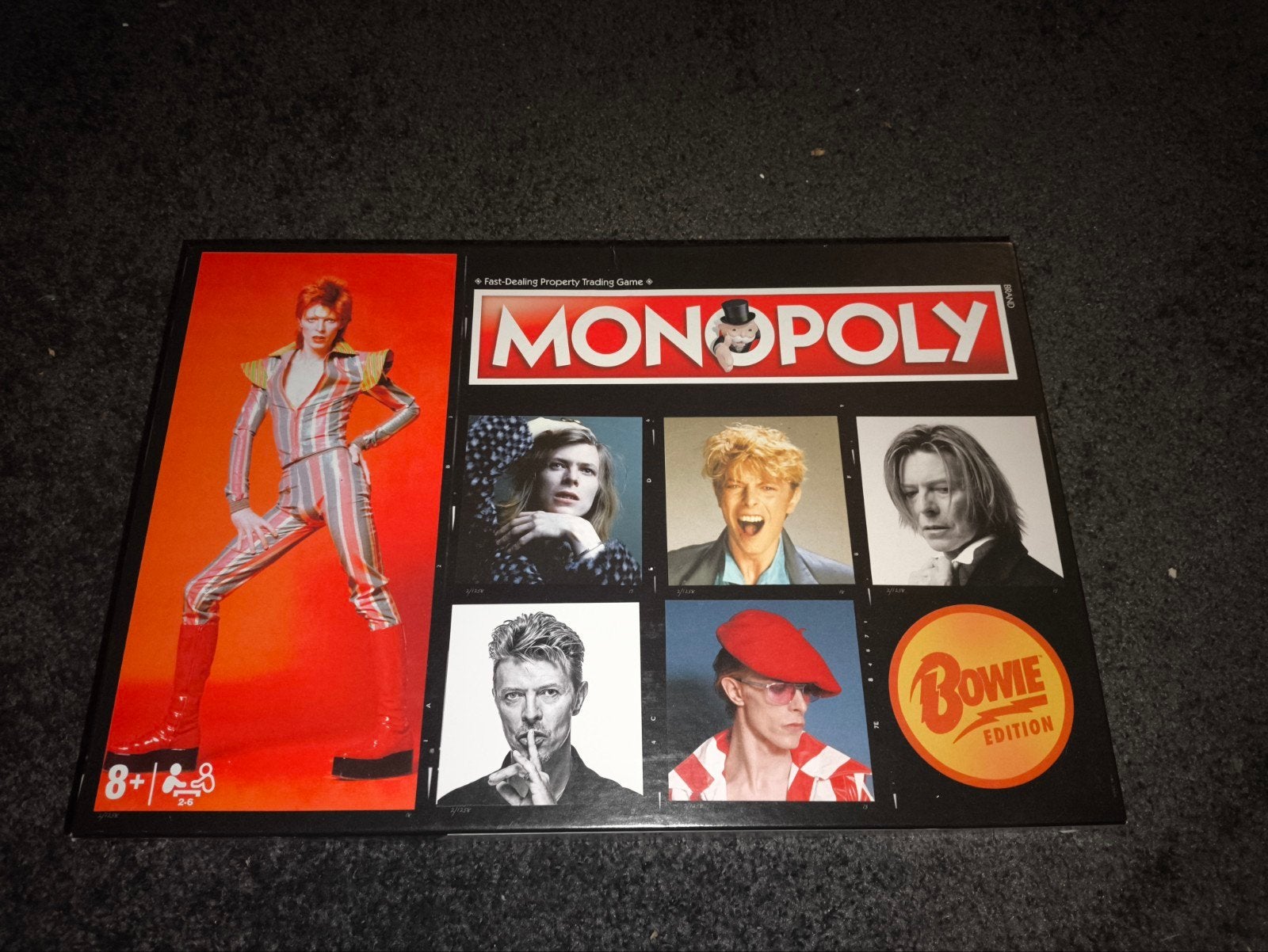 Monopoly David Bowie Edition - Compleet, Drie of vier spelers, Ophalen of Verzenden, Gebruikt, Hasbro