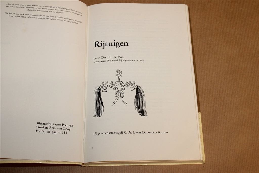 Rijtuigen — Geschiedenis van Wagen tot Koets 1961, Ophalen of Verzenden, Gelezen, Tractor en Landbouw