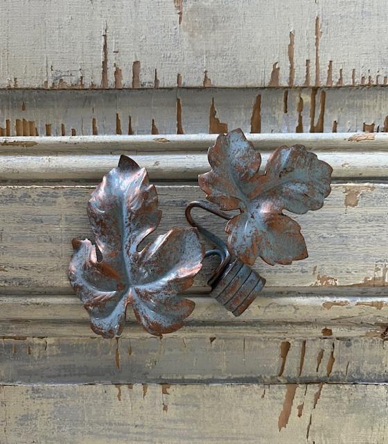 Franse set metalen gordijnroede eindknoppen met druivenblad, Ophalen of Verzenden, Zo goed als nieuw, Metaal