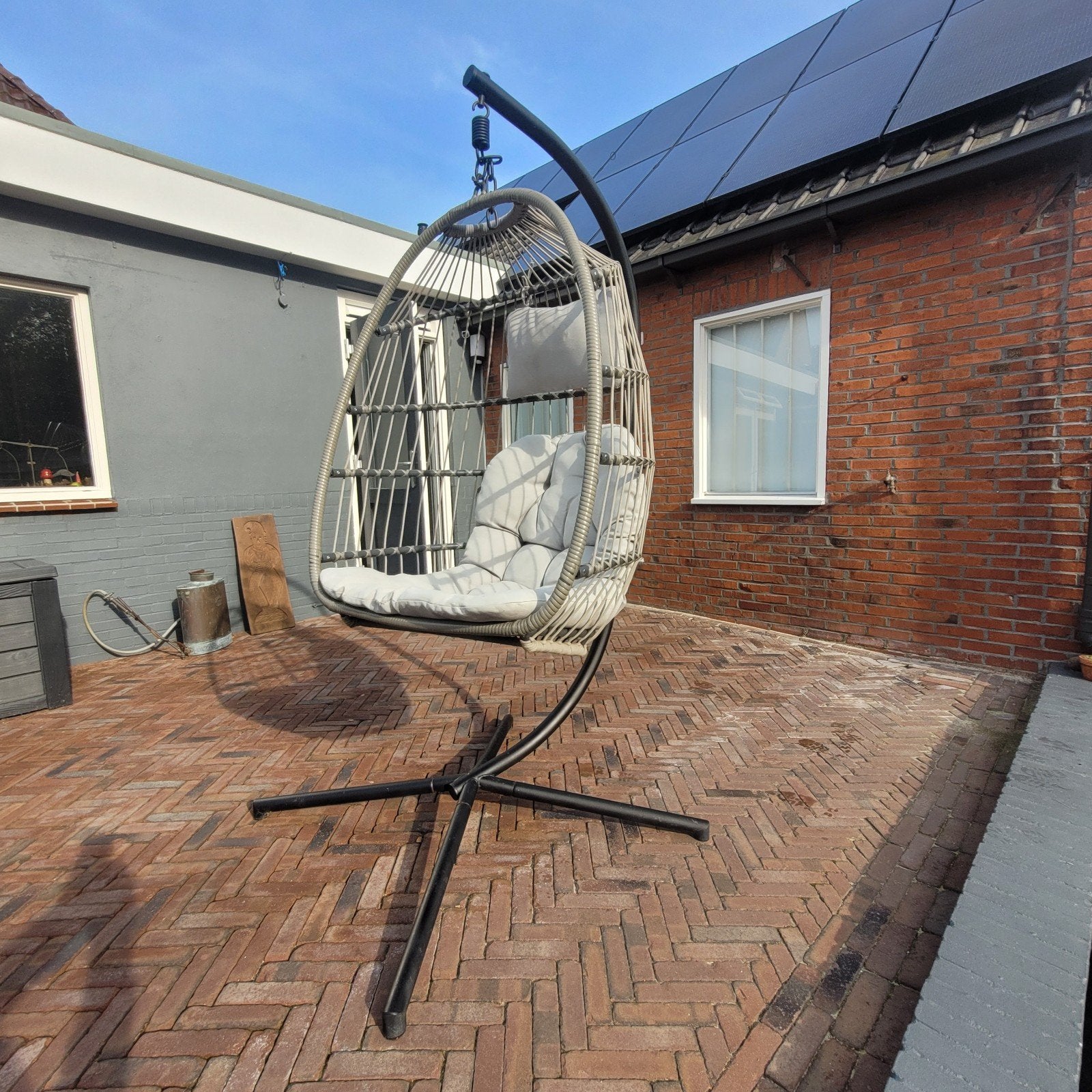 Hangstoel met standaard en kussens, Tuin en Terras, Ophalen, Gebruikt, Metaal