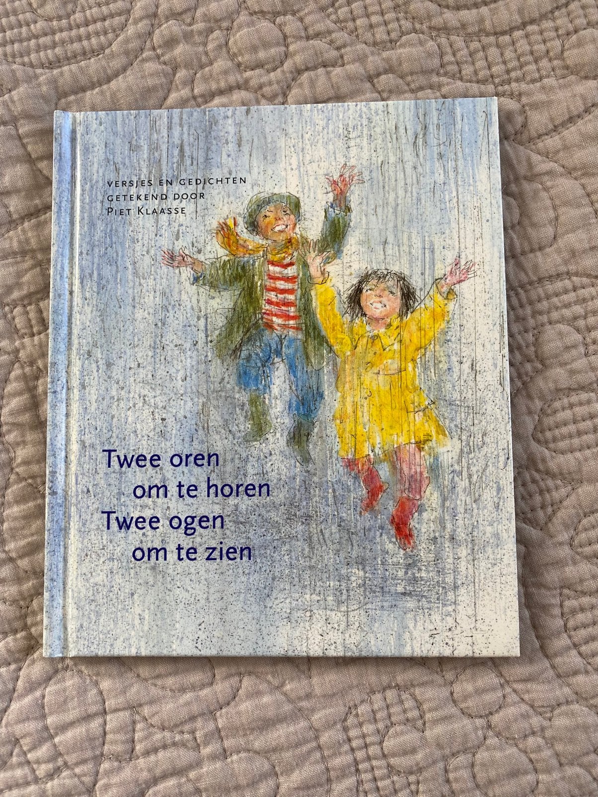 Boek Twee oren om te horen Twee ogen om te zien Versjes en G, Ophalen of Verzenden, Zo goed als nieuw, Piet klaasse, Prentenboek