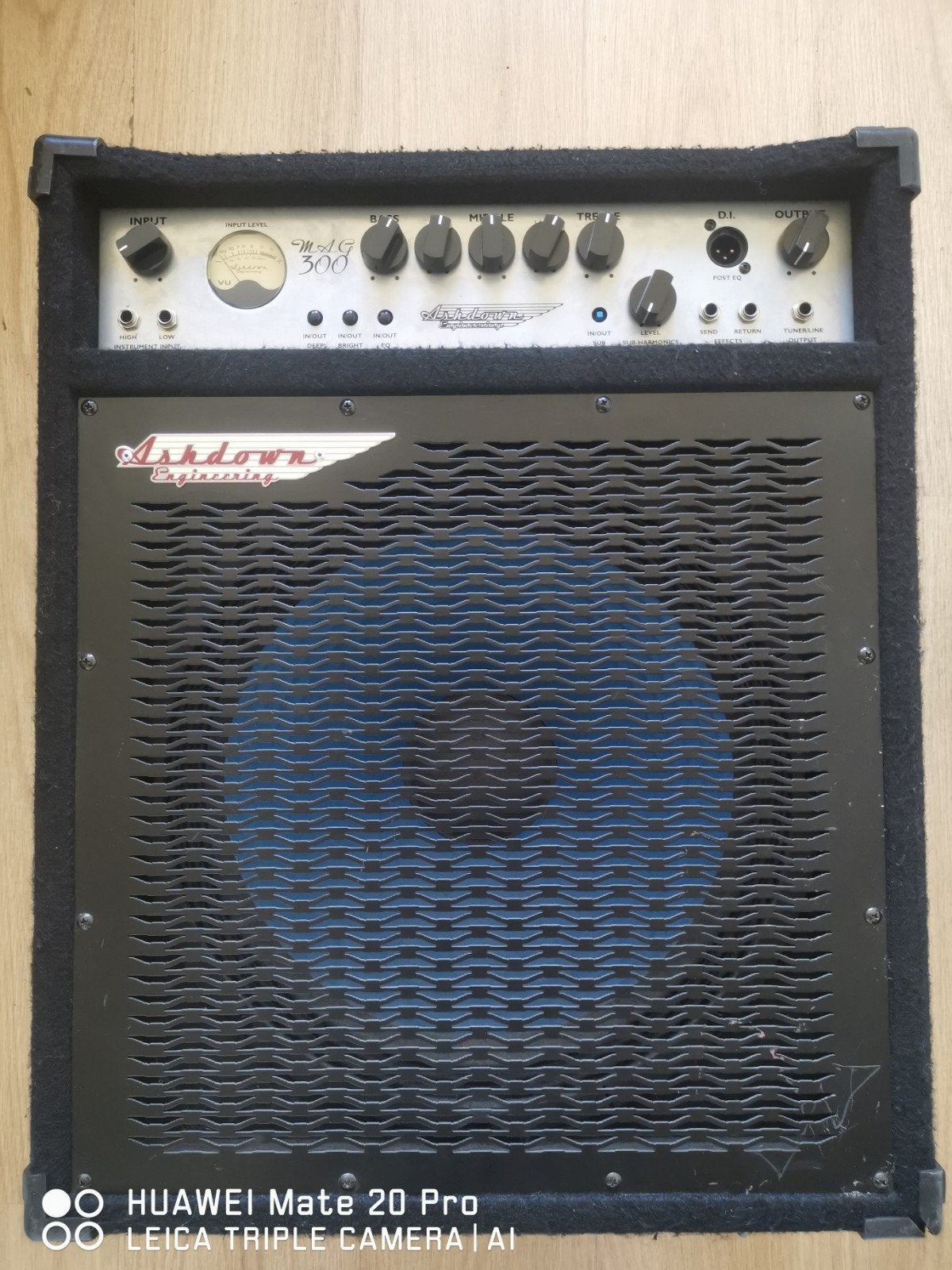 Ashdown mag 300 combo 15", Muziek en Instrumenten, Ophalen, Zo goed als nieuw, 100 watt of meer