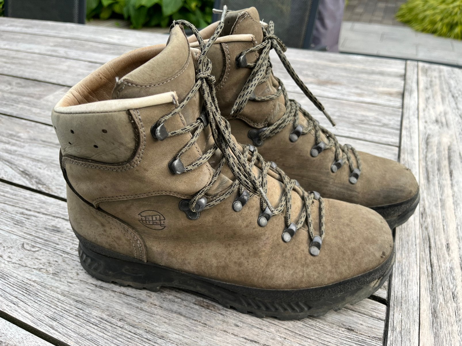 Hanwag bergschoenen (heren) maat 42,5, Ophalen, Gebruikt, Schoenen
