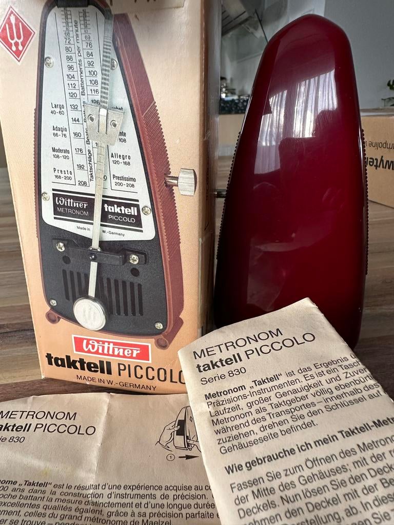 Wittner Taktell Piccolo Metronoom - Robijnrood, Muziek en Instrumenten, Overige Muziek en Instrumenten, Gebruikt, Ophalen of Verzenden
