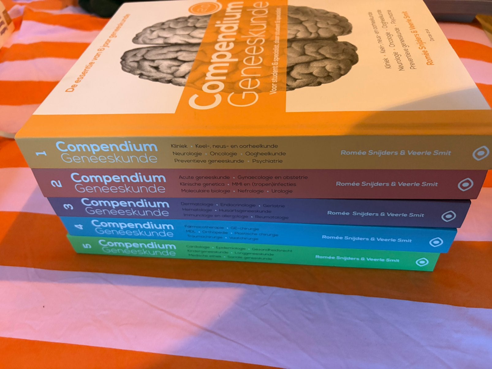 Compendium geneeskunde 2.0, Boeken, Ophalen, Zo goed als nieuw, School, Studie en Wetenschap