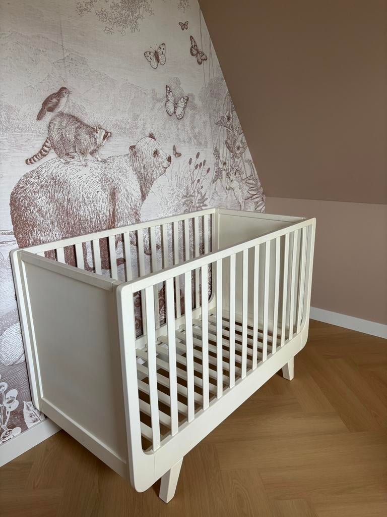 Laurette Le Joli Mome - babybed, baby bed, ledikant - wit, Kinderen en Baby's, Kinderkamer | Complete kinderkamers, Ophalen, Gebruikt