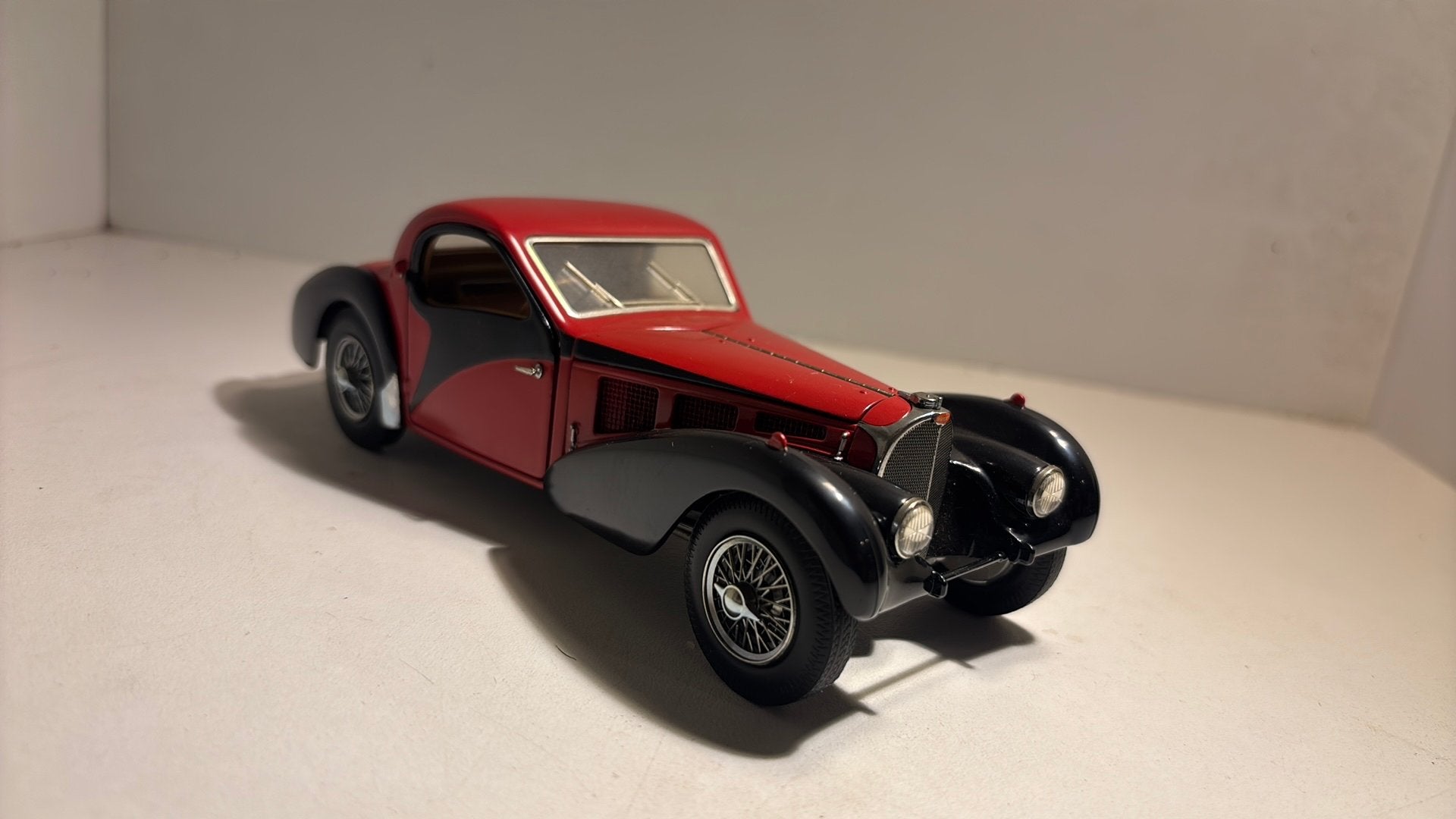 Bugatti type57 sc franklin mint 1.24