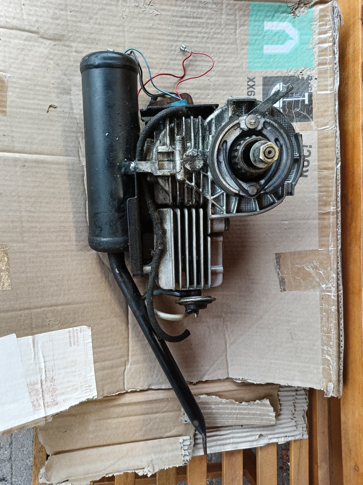 Spartamet 301/A motor met uitlaat en ontsteking., Ophalen of Verzenden, Spartamet