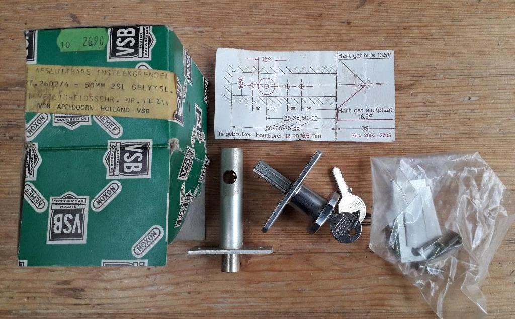 Nemef insteekgrendel afsluitbaar 2602/4-50 mm alumin. F1 NW!, Ophalen of Verzenden, Nieuw, 50 tot 100 mm, Overige typen