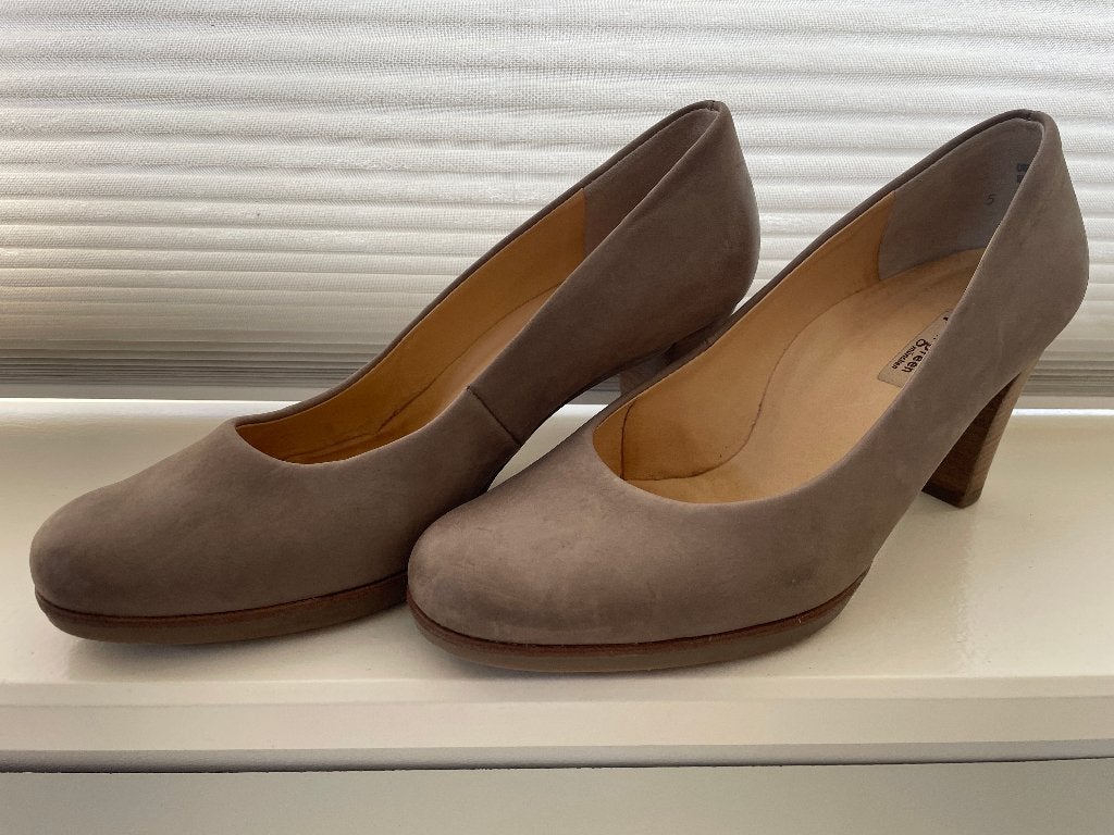 D919 Damesschoenen : Mooie Paul Green Pumps Schoenen, Pumps, Ophalen of Verzenden, Paul Green, Gedragen
