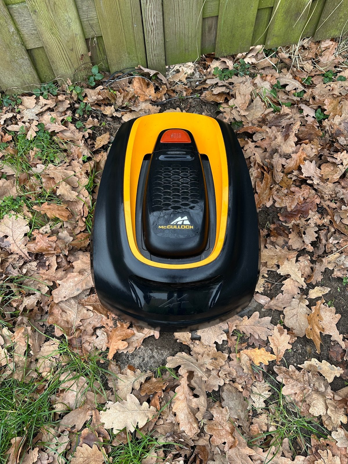 McCulloch R600 robotmaaier 600 m², Ophalen