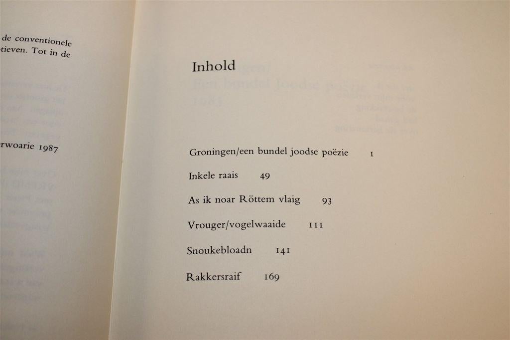 Tougelieks [1977-1987] — Groninger Dialect Gedichten, Ophalen of Verzenden, Gelezen