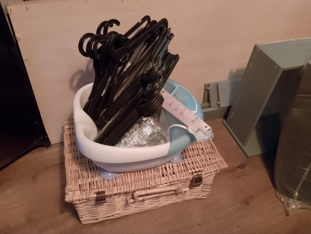 Gratis spullen (alles in 1x)  op te halen vanwege opruimen!!, Diversen, Rommelmarktspullen, Ophalen