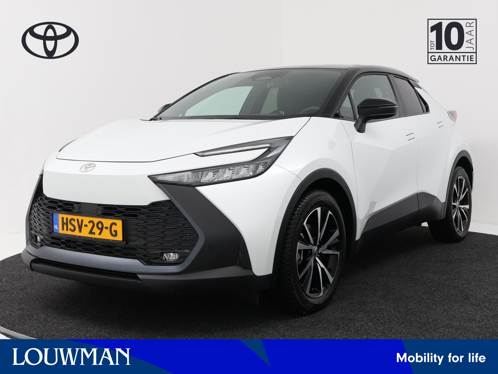 Toyota C-HR 1.8 Hybrid 140 Dynamic | Navigatie | PDC |, 12 maanden, Stof, 725 kg, 4 cilinders