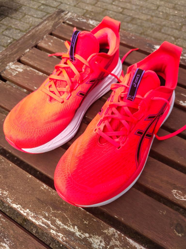 ASICS GEL-Nimbus 27 Heren

Maat 45, Sport en Fitness, Loopsport en Atletiek, Hardloopschoenen, Ophalen of Verzenden, Zo goed als nieuw