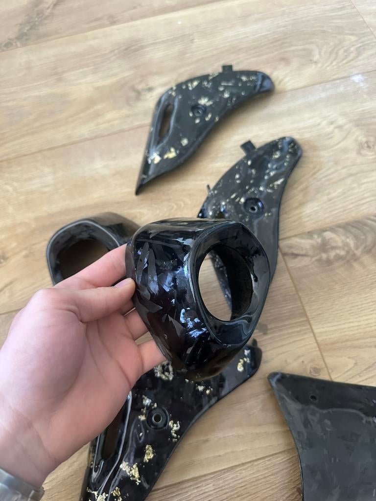 Vespa forged akrapovic kap, Fietsen en Brommers, Ophalen of Verzenden, Zo goed als nieuw, Kap