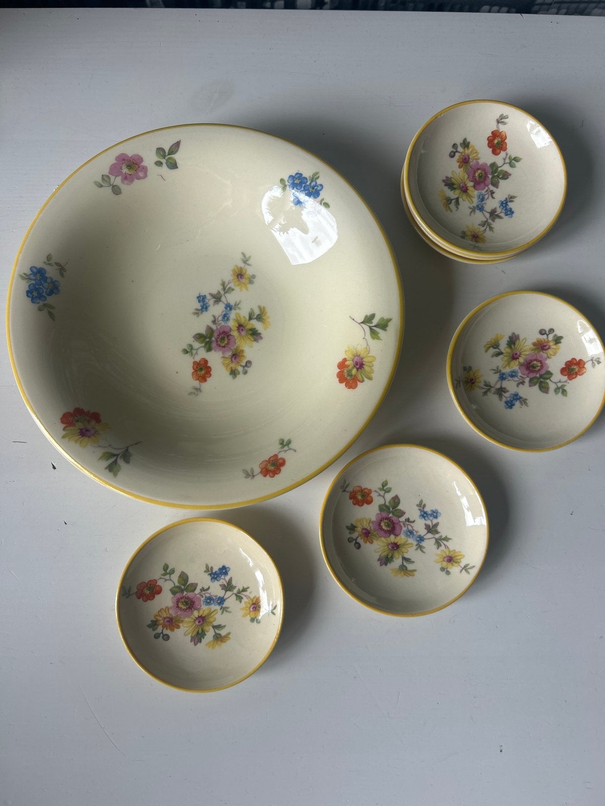 Vintage Plazuid plateel bord met 6 schoteltjes, Ophalen of Verzenden
