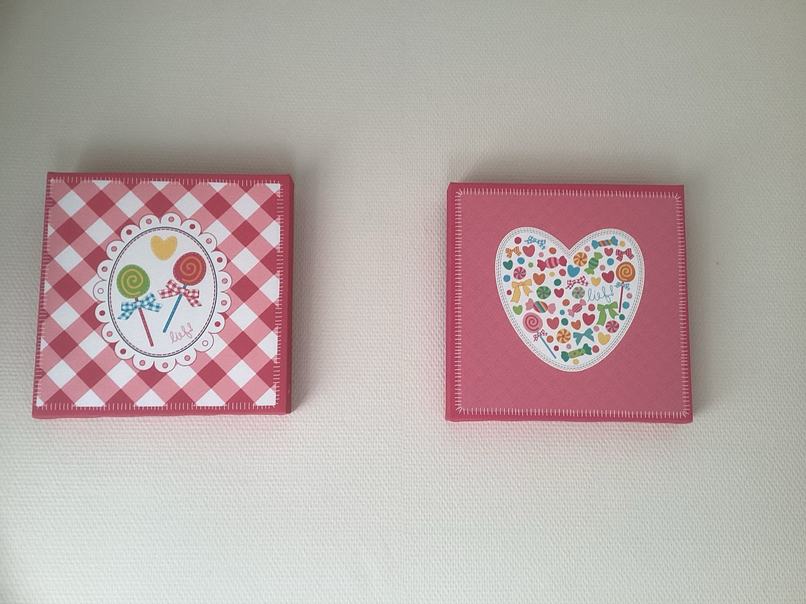 Leuke canvas schilderijtjes voor kinderkamer (2 stuks), Ophalen of Verzenden, Zo goed als nieuw, Wanddecoratie