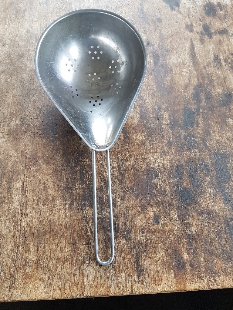 vergiet met andere vorm, Ophalen of Verzenden, Gebruikt, Metaal