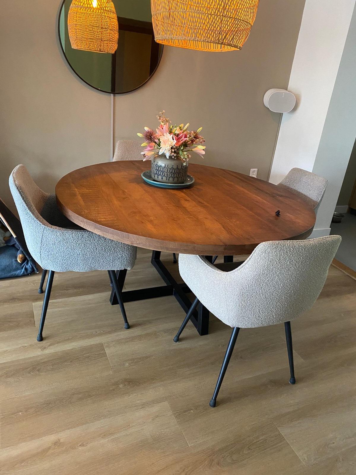 Eettafel rond met 4 kuipstoelen, Ophalen, Rond, Zo goed als nieuw, Vijf personen of meer
