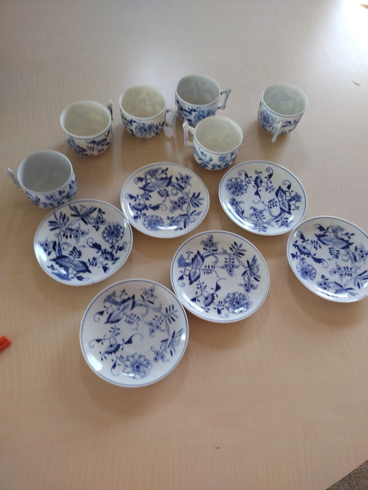 Vintage antiek  5 kopjes met schotel zwiebelmuster regout, Ophalen of Verzenden