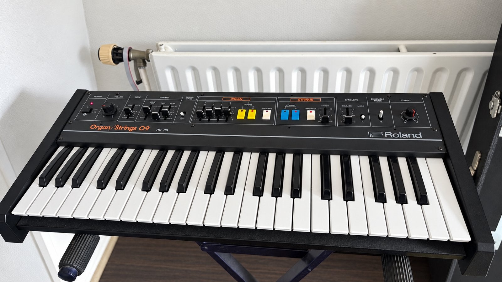 Roland RS-09, Ophalen, Zo goed als nieuw, Overige aantallen, Roland