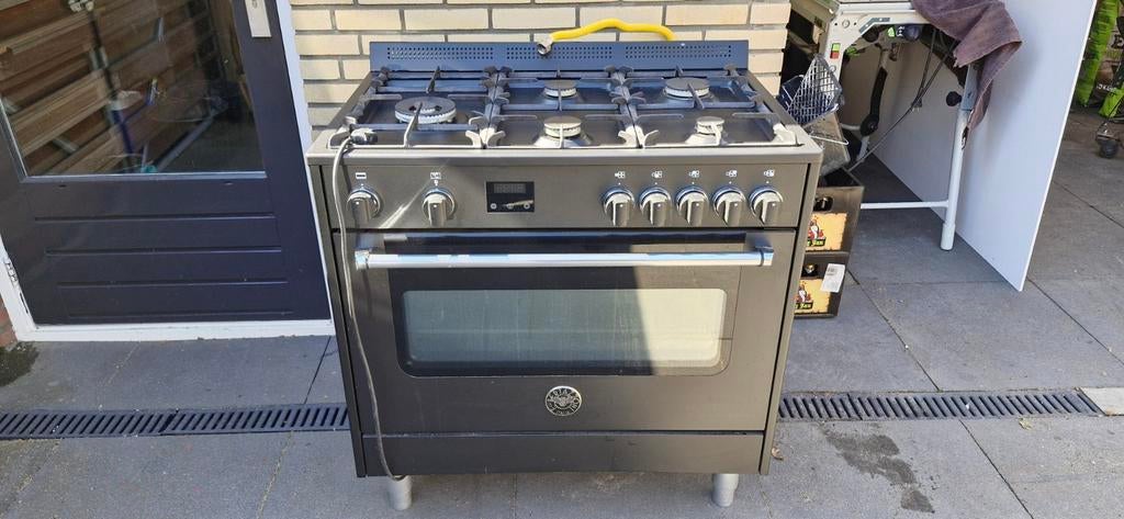 Dit gasfornuis met oven met kapotte temperatuurknop te koop, Ophalen, Gebruikt