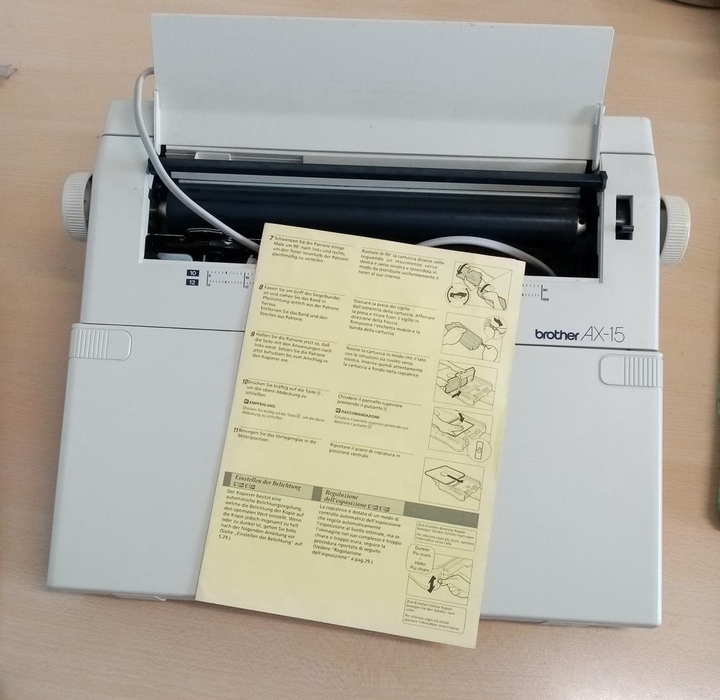 Elektrische typemachine Brother AX-15, Ophalen of Verzenden, Gebruikt