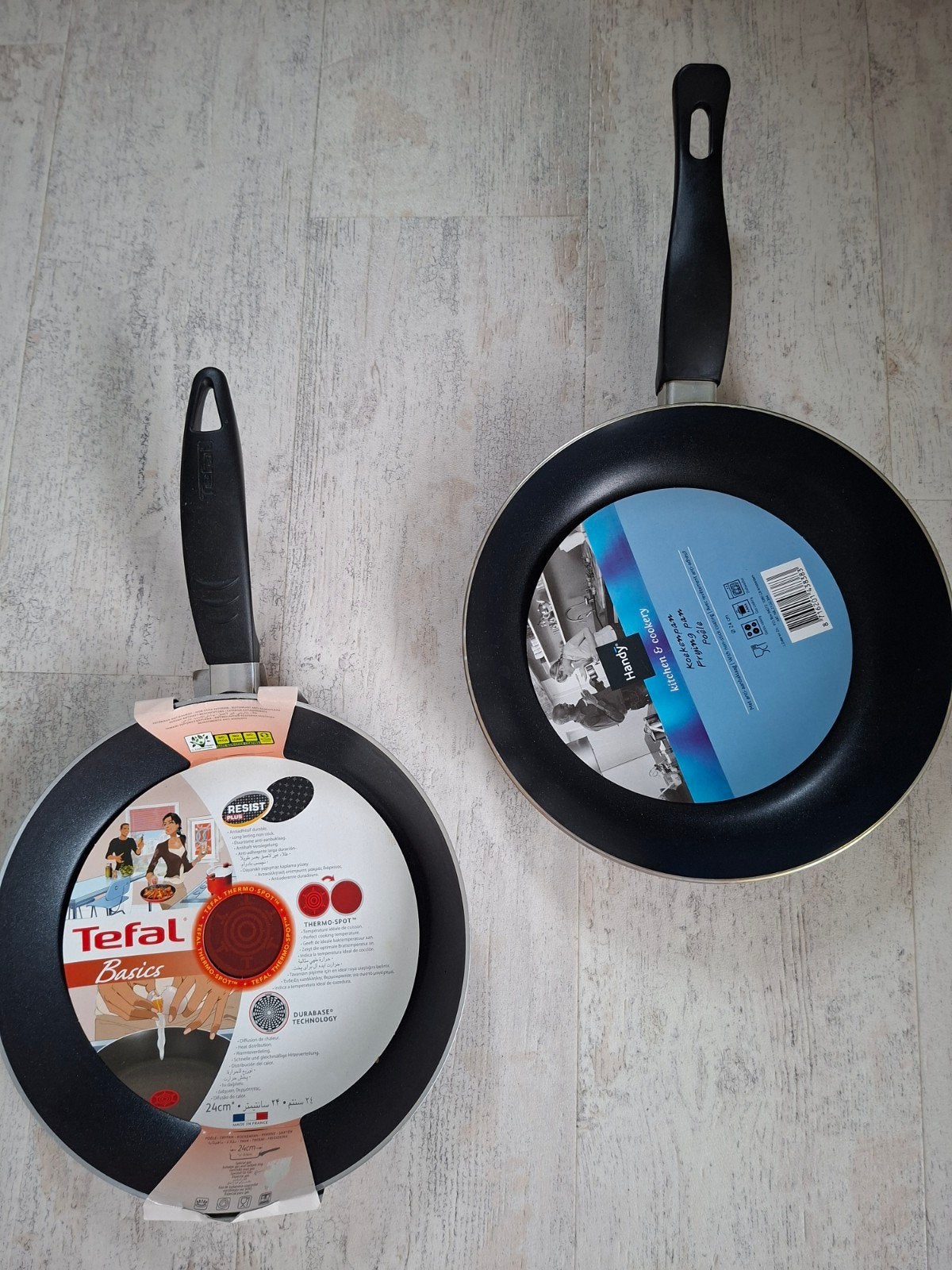 Tefal en Handy koekenpannen - 24 cm - Nieuw, Huis en Inrichting, Koekenpan, Tefal, Ophalen of Verzenden, Antiaanbaklaag
