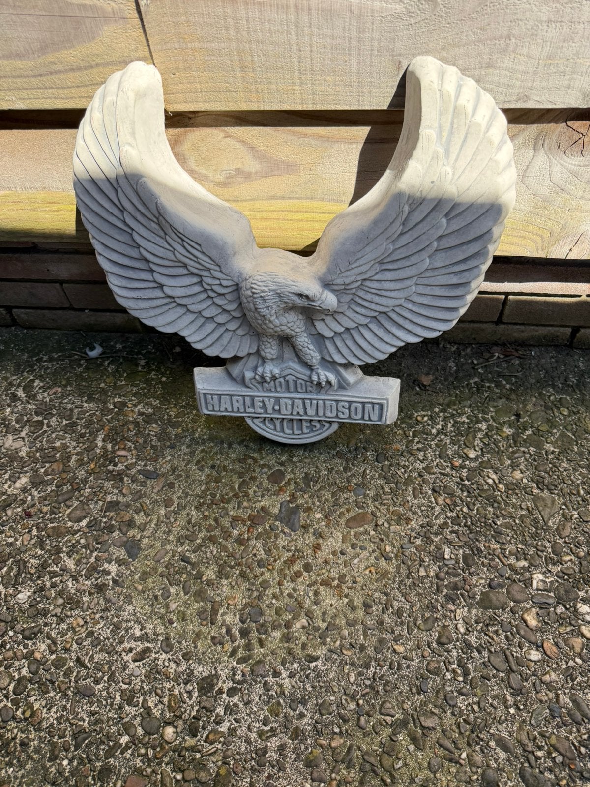 Betonnen Harley davidson adelaar, Ophalen, Zo goed als nieuw