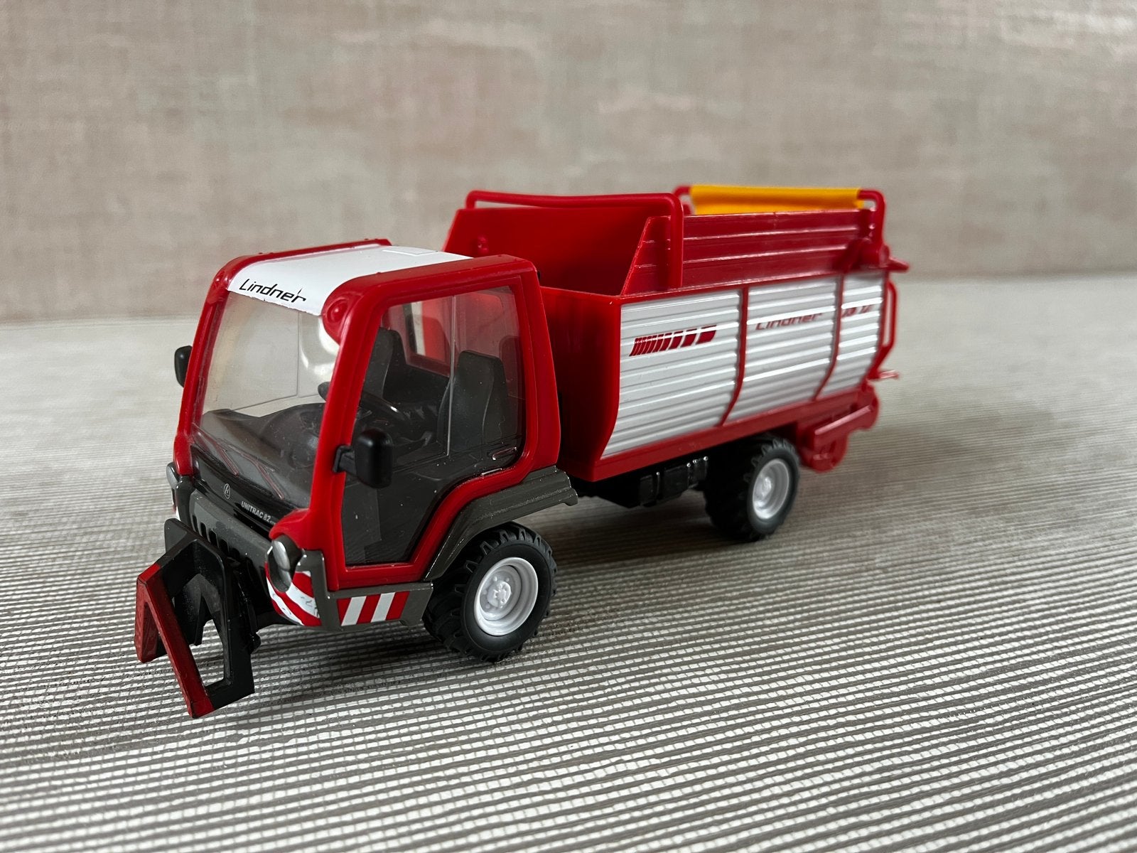 Lindner zelfrijder, Hobby en Vrije tijd, Ophalen of Verzenden, Zo goed als nieuw, Tractor of Landbouw, SIKU