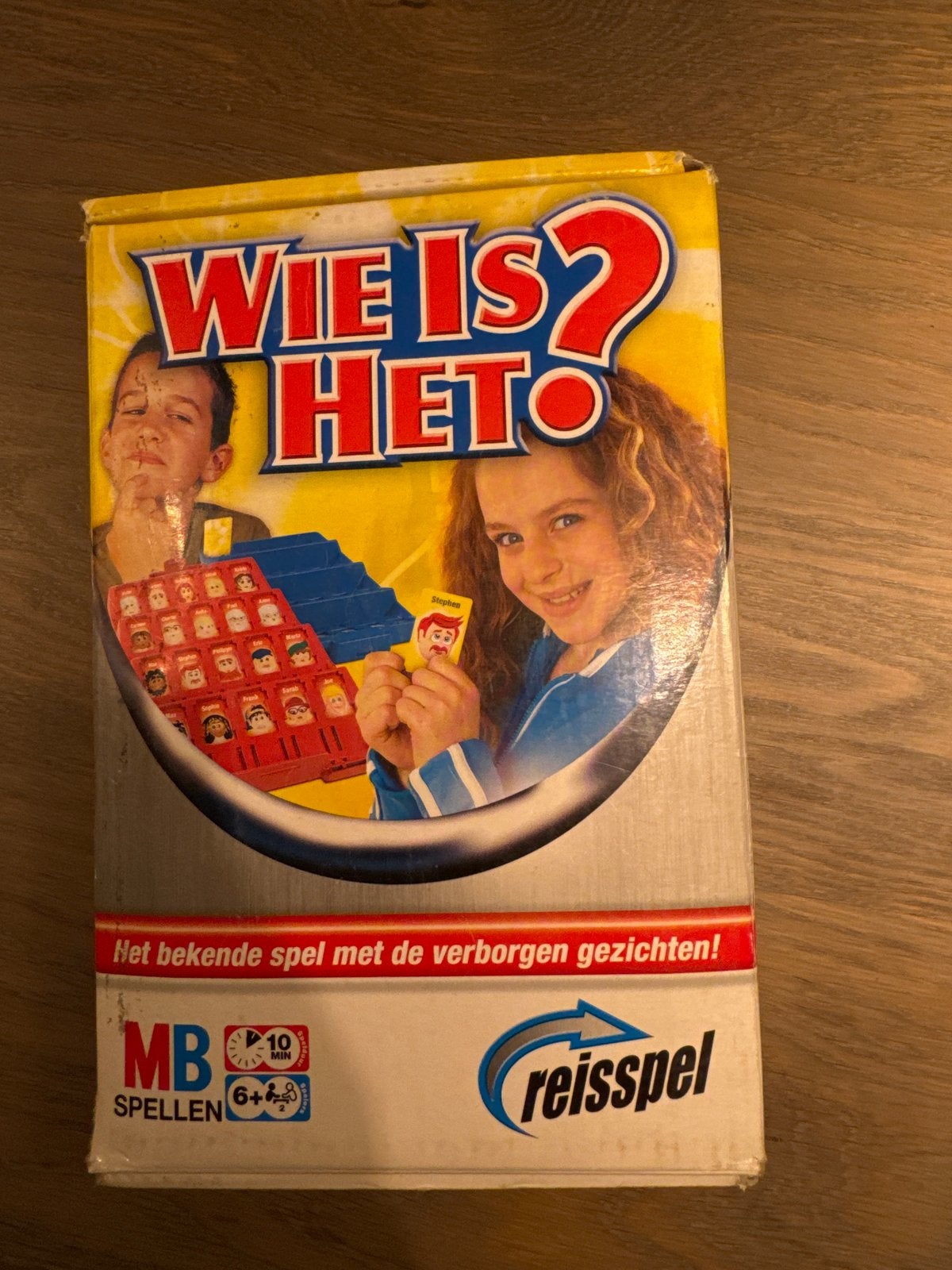 Wie Is Het? Reisspel - Het bekende raadspel, Hobby en Vrije tijd, Een of twee spelers, Ophalen of Verzenden, Gebruikt, Reisspel