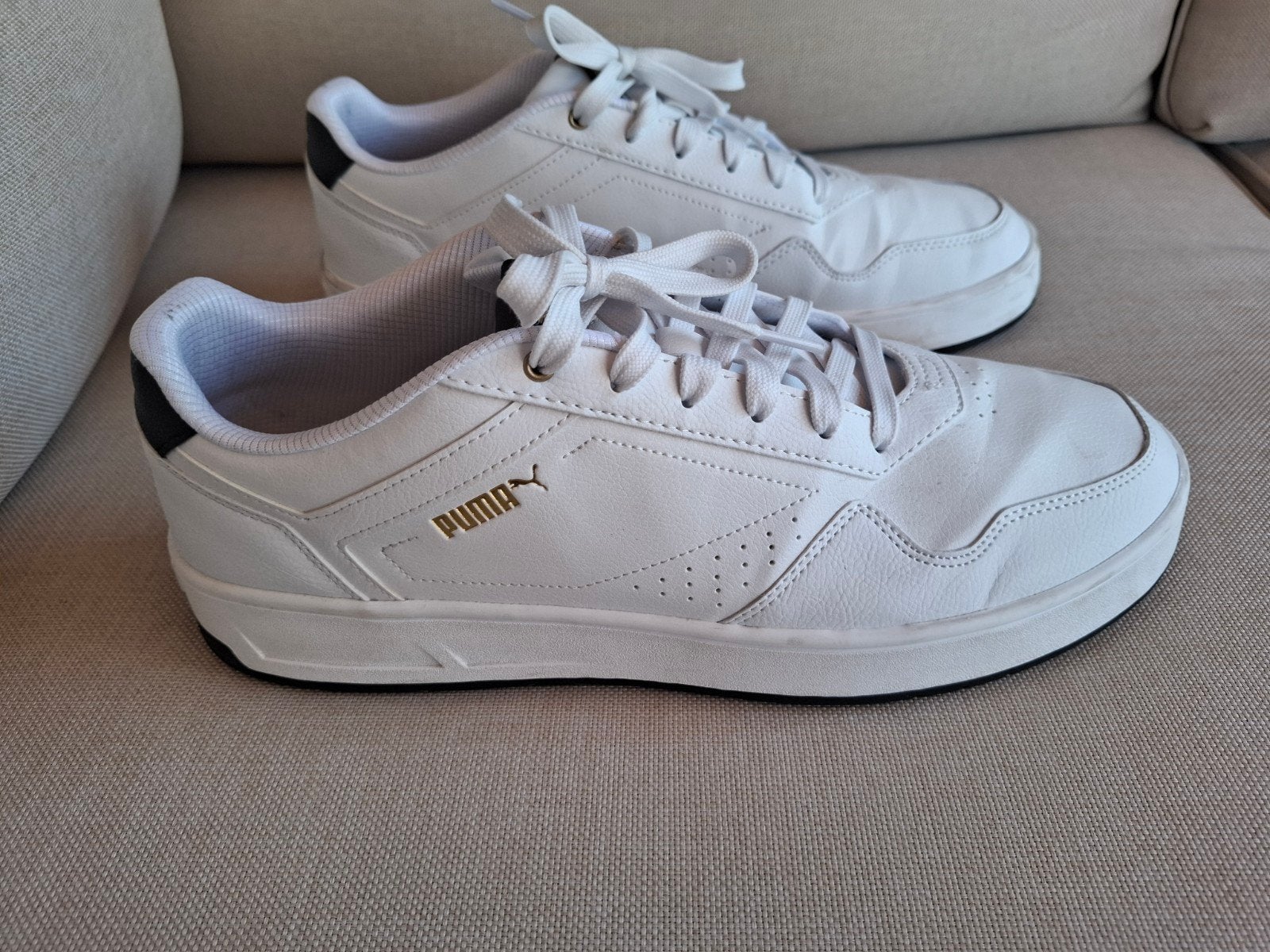 Puma witte sneakers maat 46, Kleding | Heren, Schoenen, Puma, Wit, Ophalen of Verzenden, Sneakers of Gympen