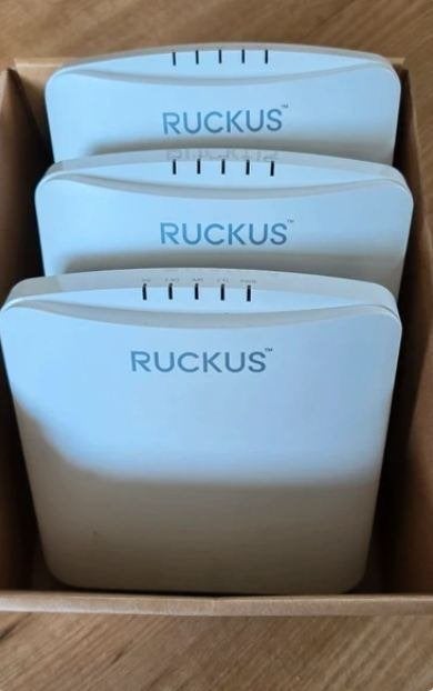 Ruckus R550 Wi-Fi 6 Access Point, Computers en Software, Accesspoints, Ophalen of Verzenden, Zo goed als nieuw, Ruckus