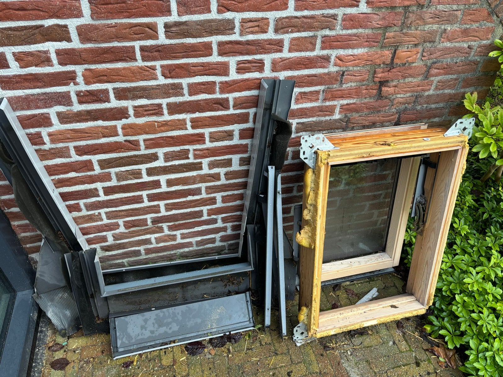 Gebruikt Dakraam met Kozijn - Goede Staat, Ophalen, Gebruikt, Minder dan 80 cm, Dubbelglas