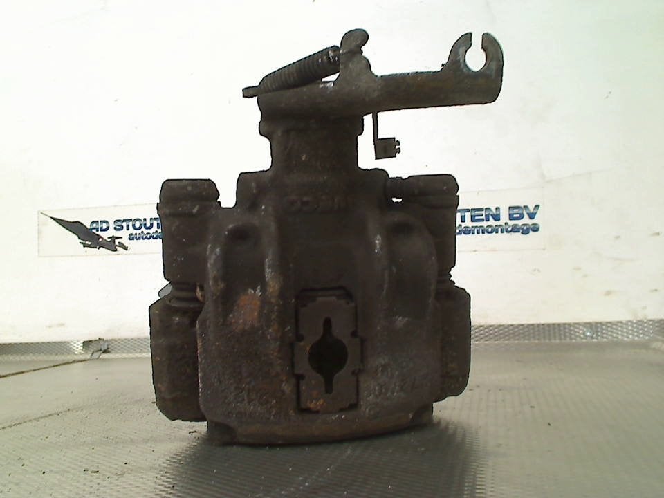 Remklauw Links Achter Iveco New Daily IV (2006-05/2011-08), Gebruikt, Overige automerken, Iveco Magirus AG, Info@iveco-sw.de