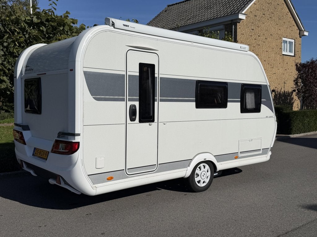 Hobby De Luxe 440 SF Mover,Luifel,Fietsdrager, Hobby, Bedrijf, Treinzit, 4 tot 5 meter