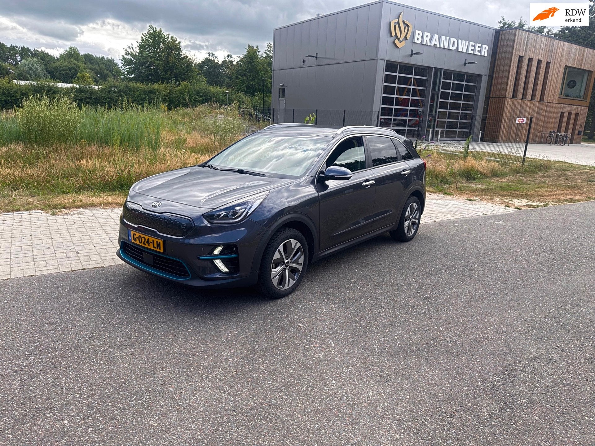 Kia E-Niro ExecutiveLine 64 kWh 204PK.Clima.Navi.Leder.Xenon, Gebruikt, 1712 kg, 174 min, 1066 min