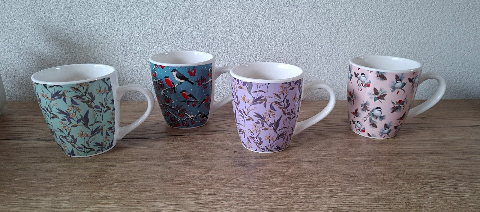 Nieuwe grote bekers met vogel- en bloemenprint (4 stuks), Ophalen, Nieuw, Steen/keramiek, Meerkleurig