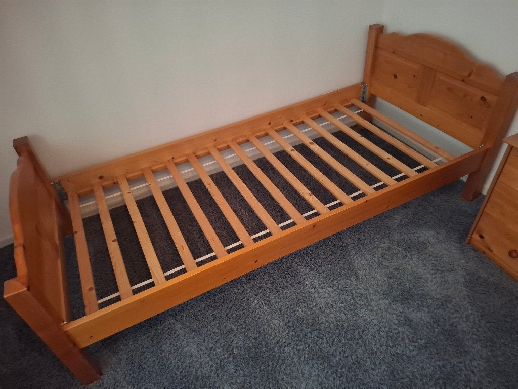 Bed, Ophalen, Gebruikt, Eenpersoons, Hout