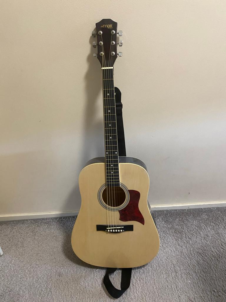 Gitaar western, Ophalen of Verzenden, Zo goed als nieuw, Western- of Steelstringgitaar, Met koffer