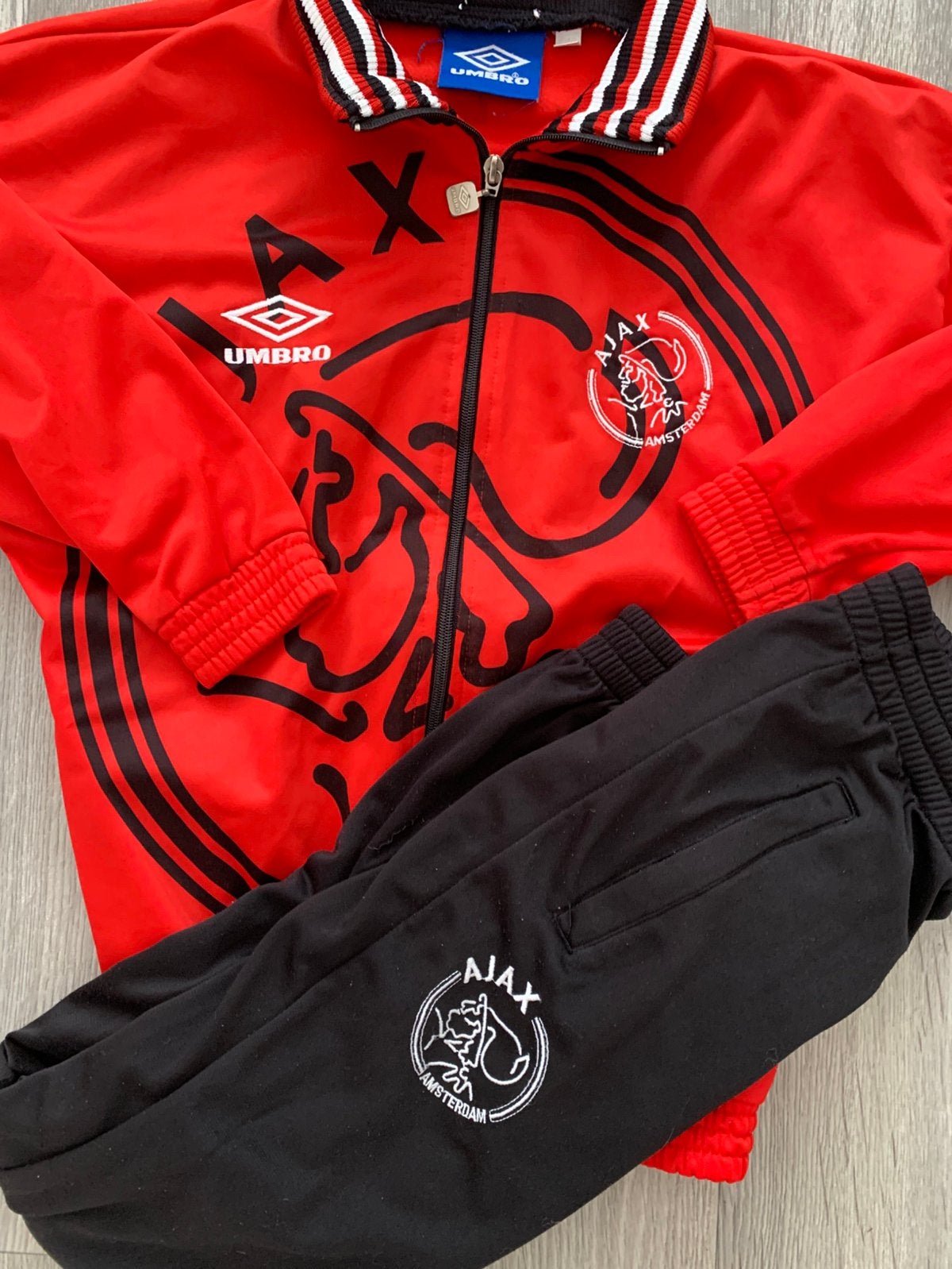 Trainingspak Ajax 1996-1997, Maat XS of kleiner, Ophalen of Verzenden, Zo goed als nieuw, Trainingspak