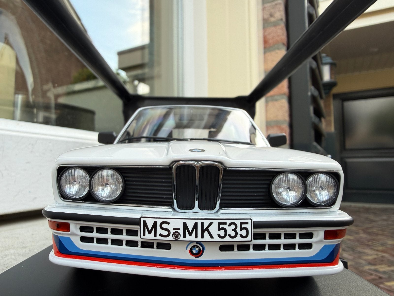 1:18 BMW E28 M535i wit 1980 Norev 183265, Auto, Norev, 70-72 Av. de Bohlen, Vaulx-en-Velin, 69120, France, Norev